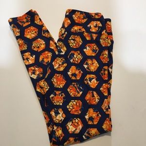 New LuLaRoe Leggings Size: One Size
